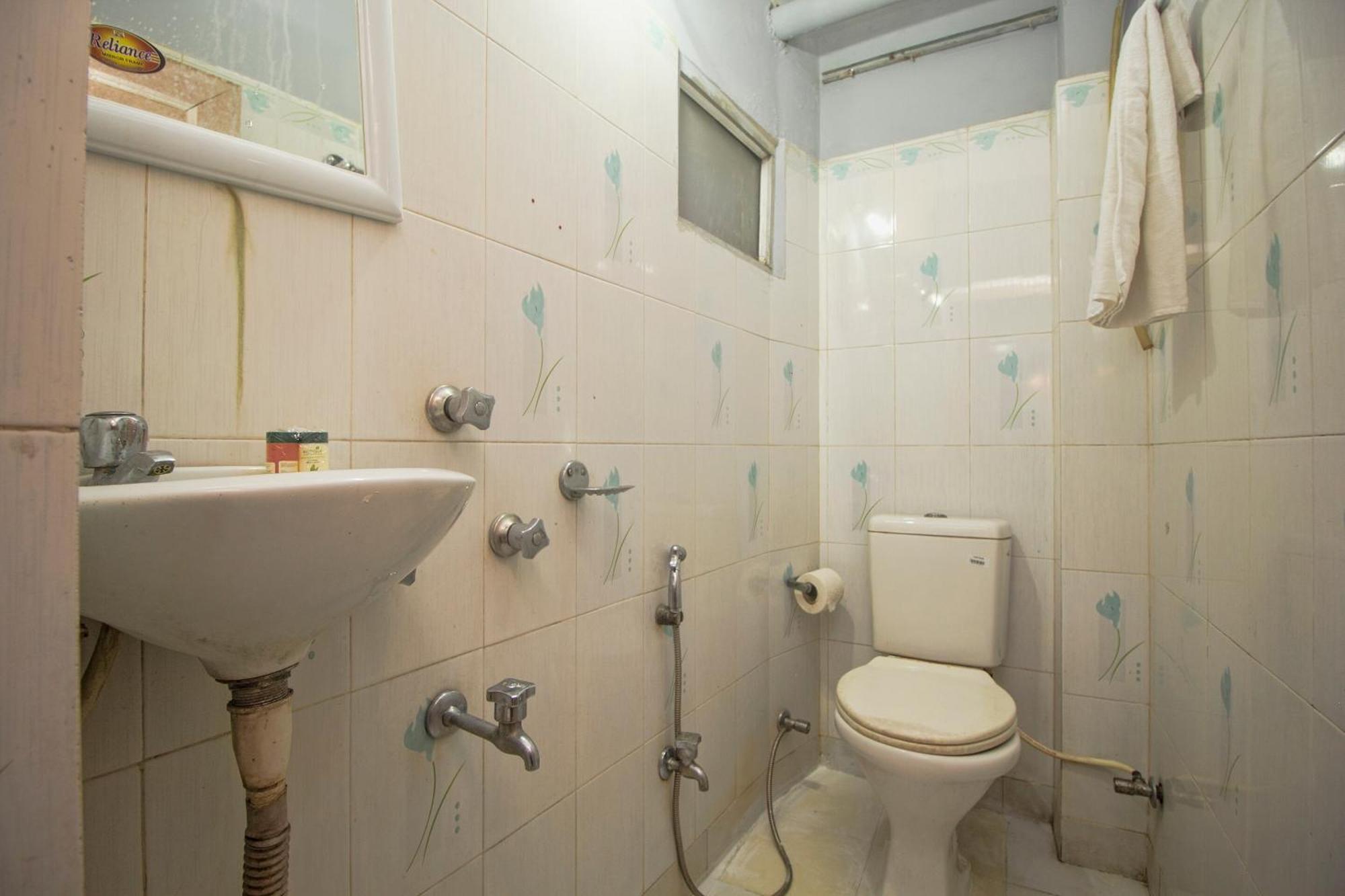 Hotel O Golden Moments Siliguri Luaran gambar