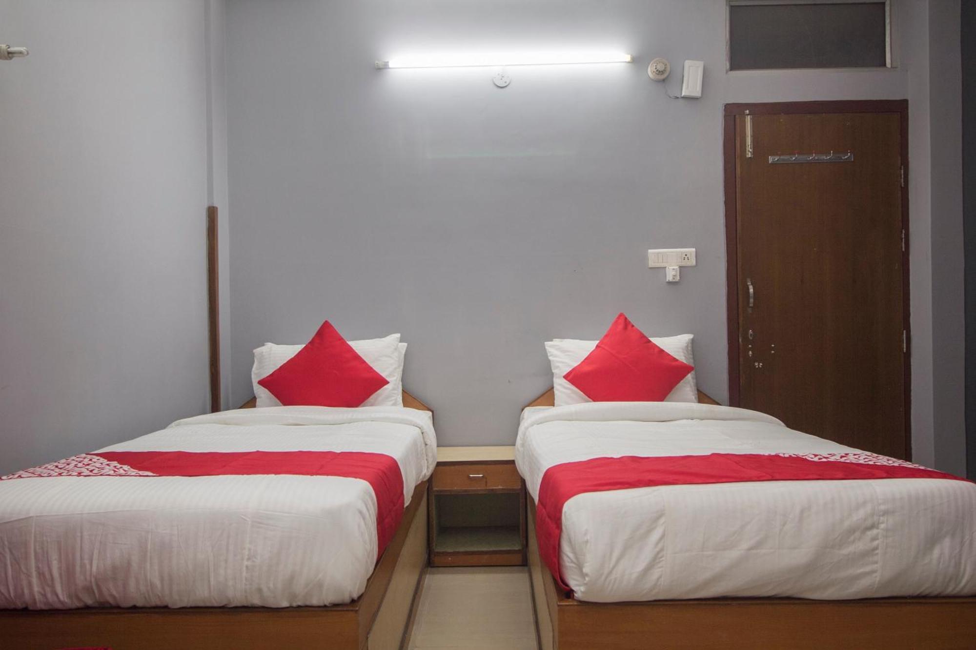 Hotel O Golden Moments Siliguri Luaran gambar
