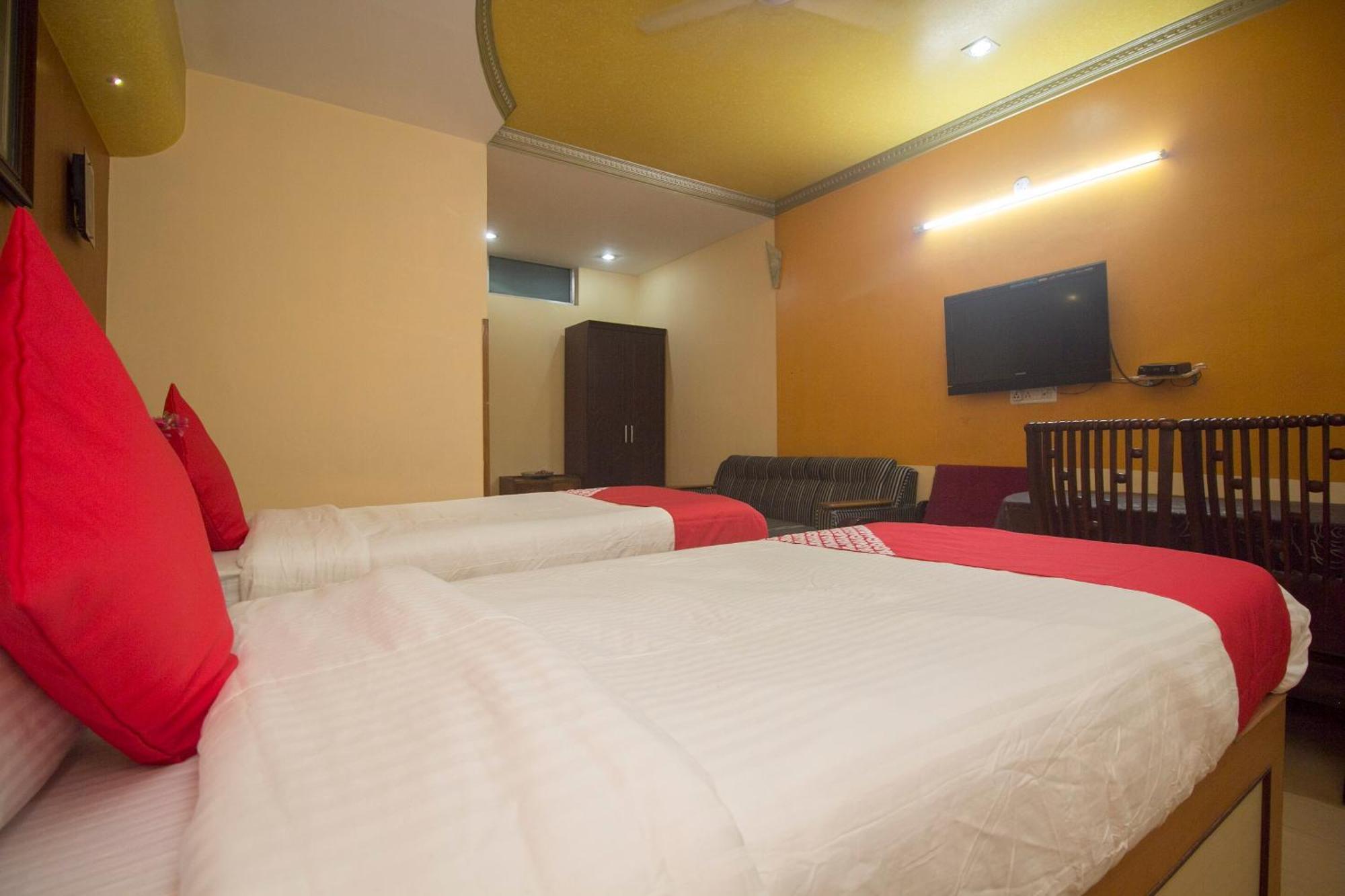 Hotel O Golden Moments Siliguri Luaran gambar